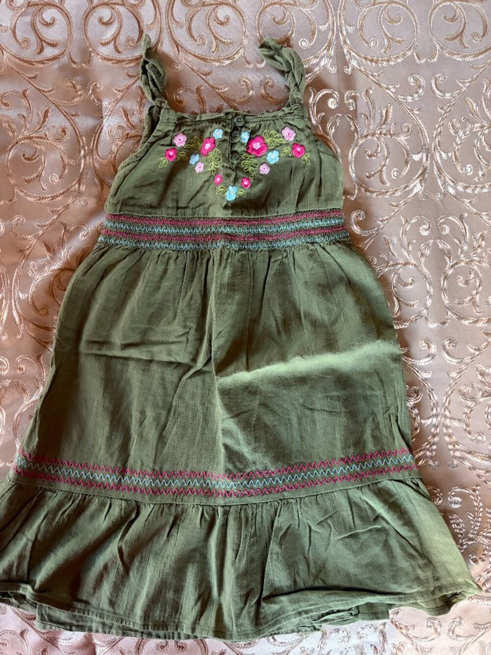 Gymboree, size 5 green dress